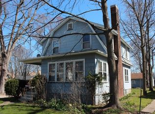 95 Grove Dr, Ashtabula, OH 44004