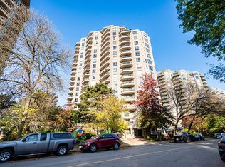 1185 Quayside Dr #301, New Westminster, BC V3M 6T8