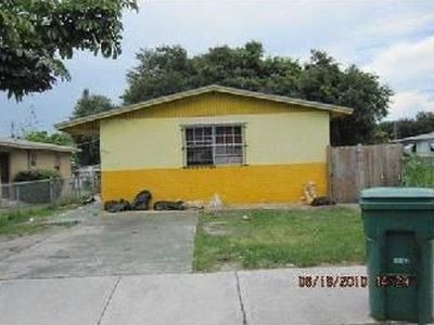 4820 NW 32nd Ave, Miami, FL, 33142