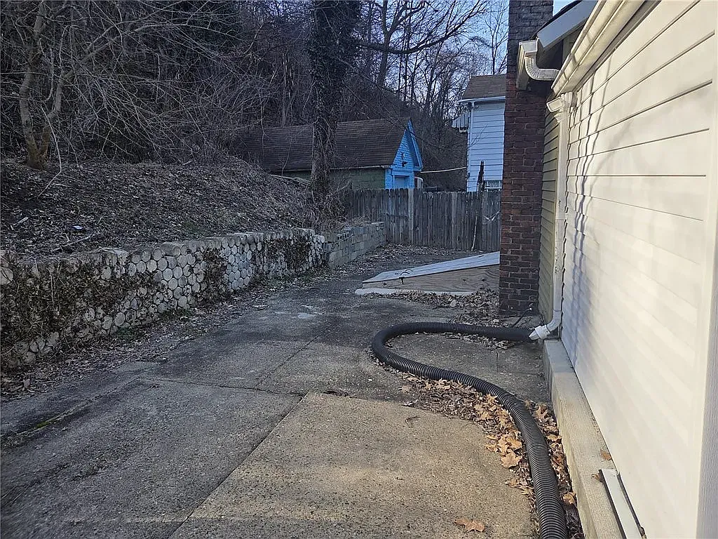 2 bed, 778 sqft, $1,299 — Photo 4