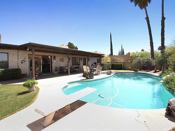 5th image of 7562 E Knollwood Cir