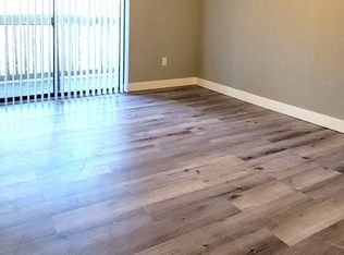 412 SW 69th St #E, Gainesville, FL 32607