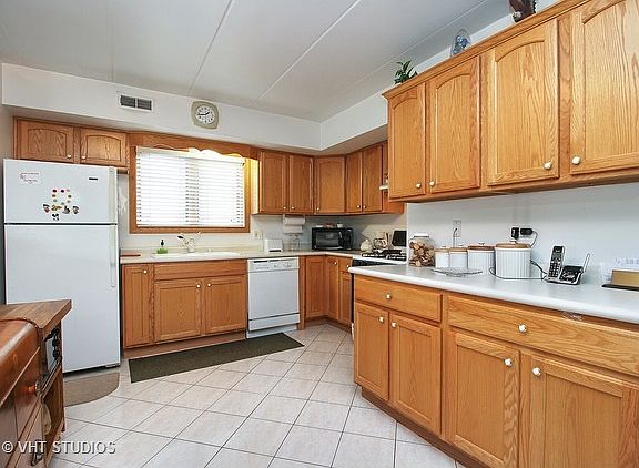 3rd image of 8648 Normandy Ave Unit 1S