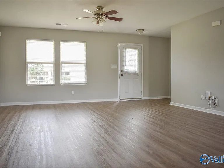 315 Kenneth Blvd NW — Photo 13