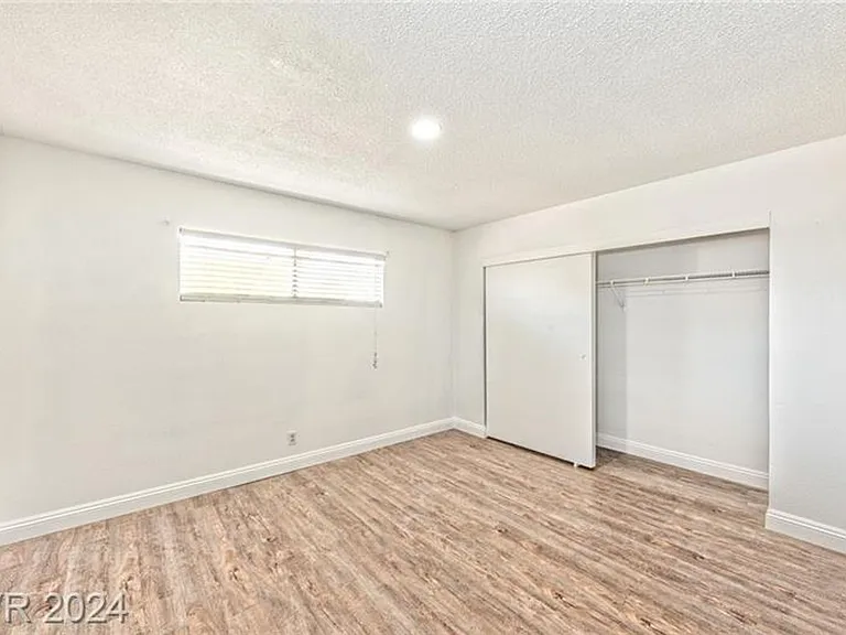3381 Athens St — Photo 8