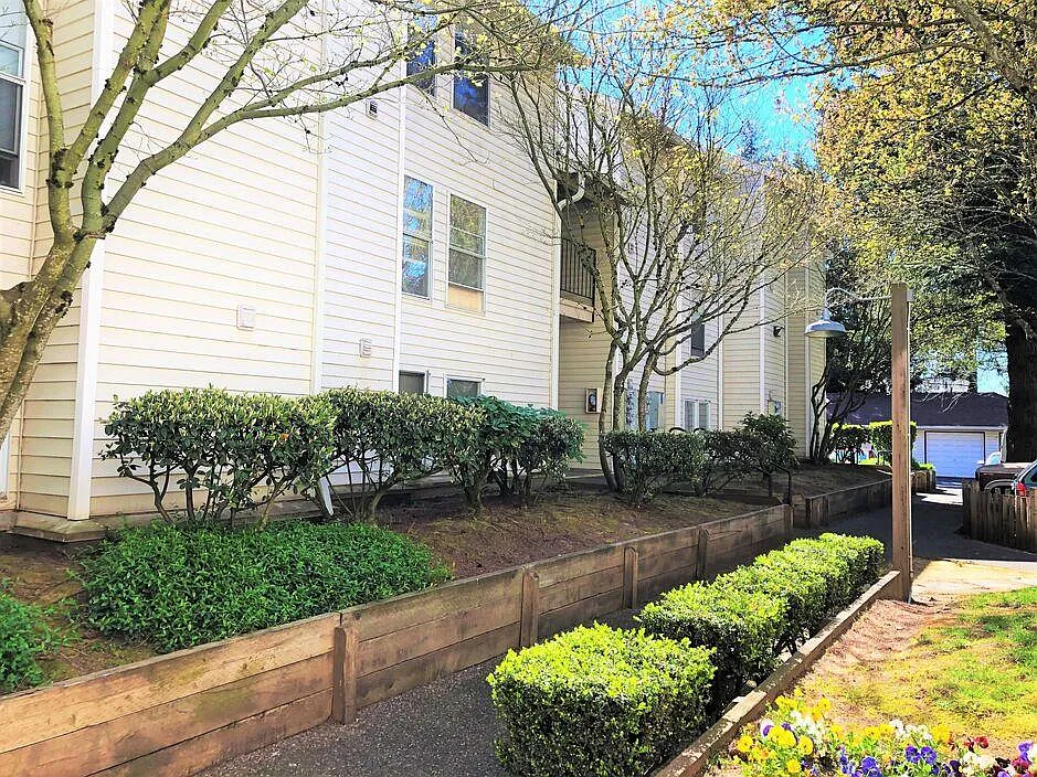Farisswood Apartments
