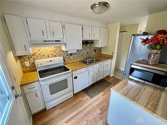 3rd image of 800 Nordhoff Farm Dr
