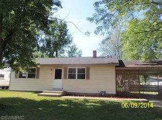 348 Garry St, Coloma, MI 49038