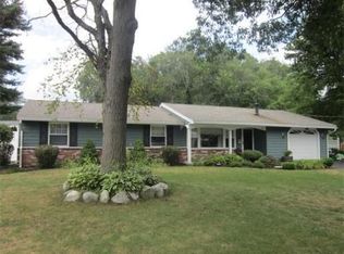 120 Dagmar Dr, Brockton, MA 02302