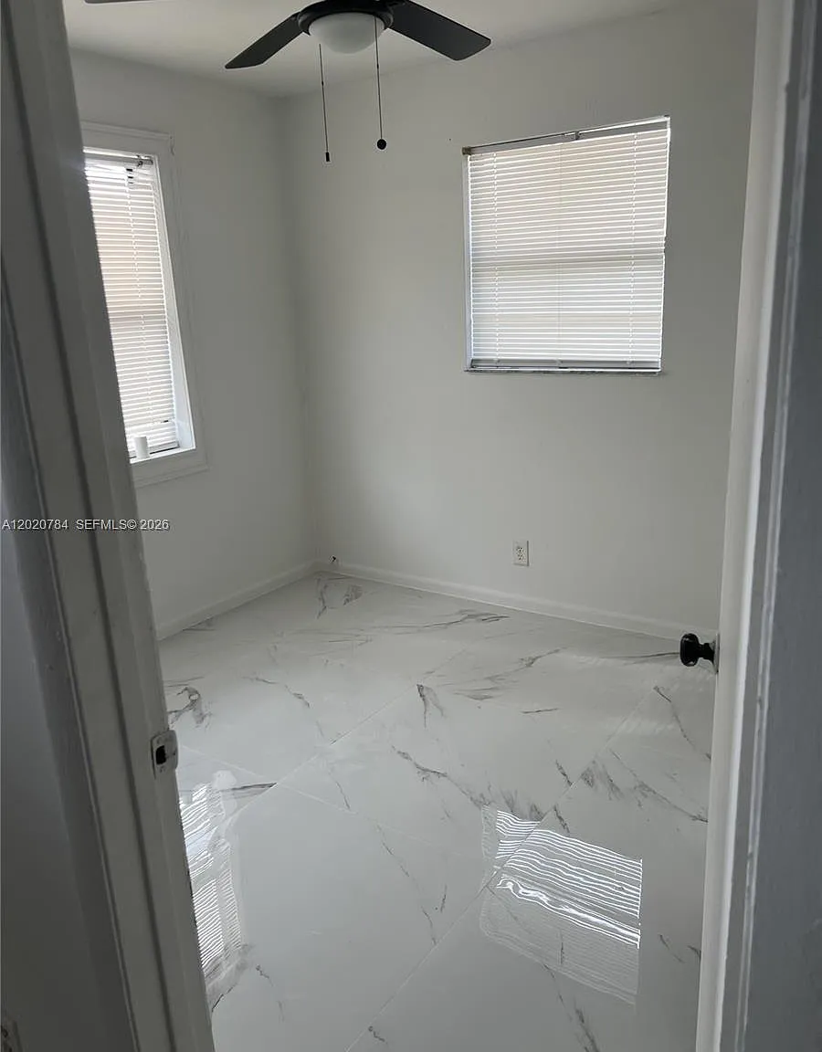 Carver Ranches — Photo 2