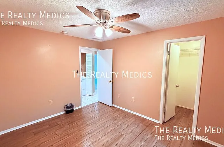 12209 Coral Reef Dr — Photo 23