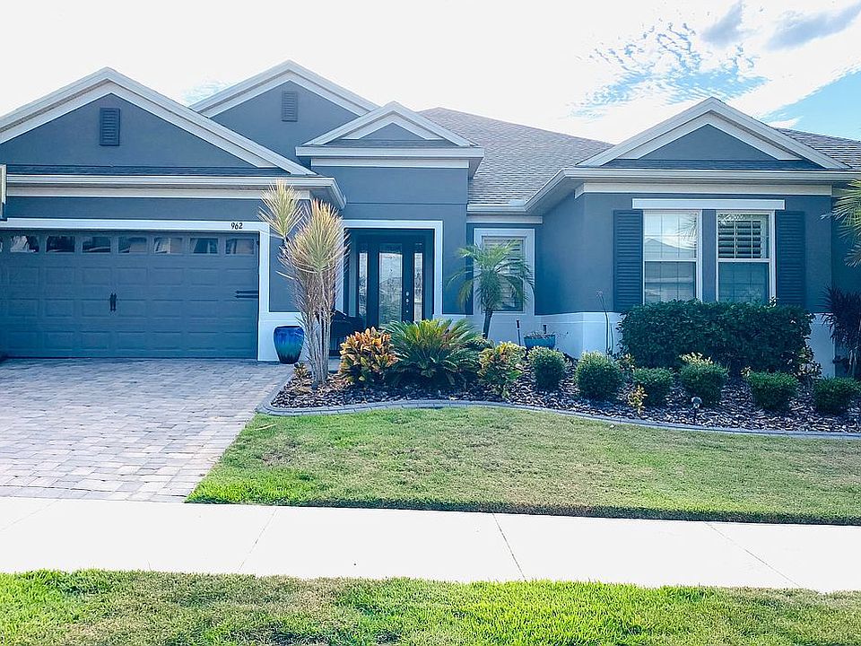 4 bed/3 bath/den/3 car/patio