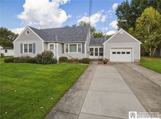 32 Miller St, Gowanda, NY 14070