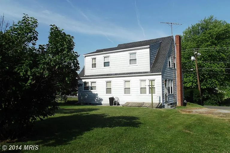 840 Jefferson Ave photo 1