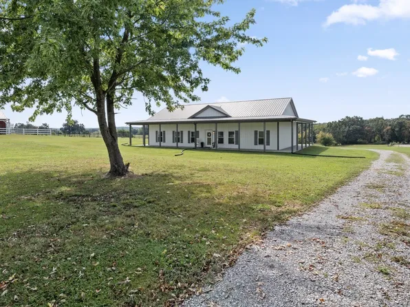 1195 Highway 52 E, Portland, TN 37148