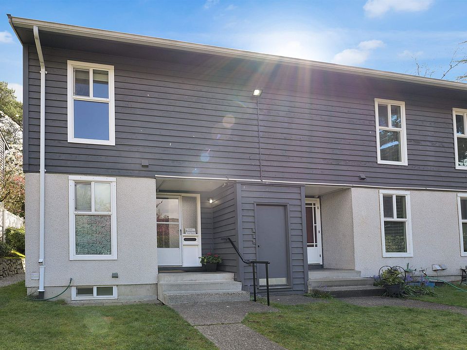 1st image of 315 Schoolhouse St #25