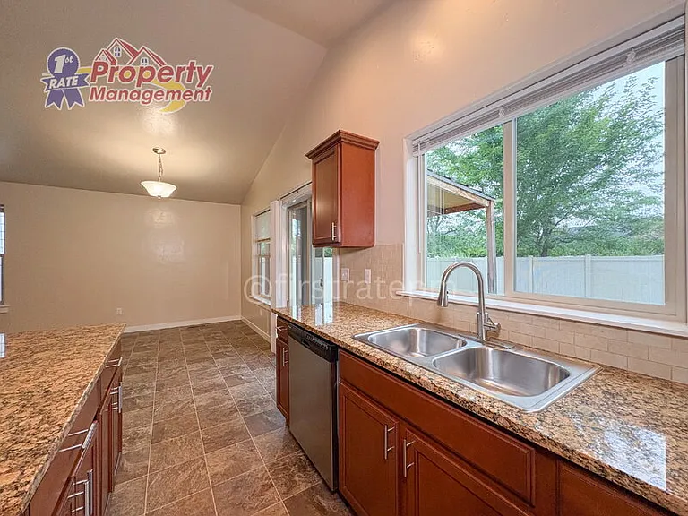 12036 W Ardyce St — Photo 9