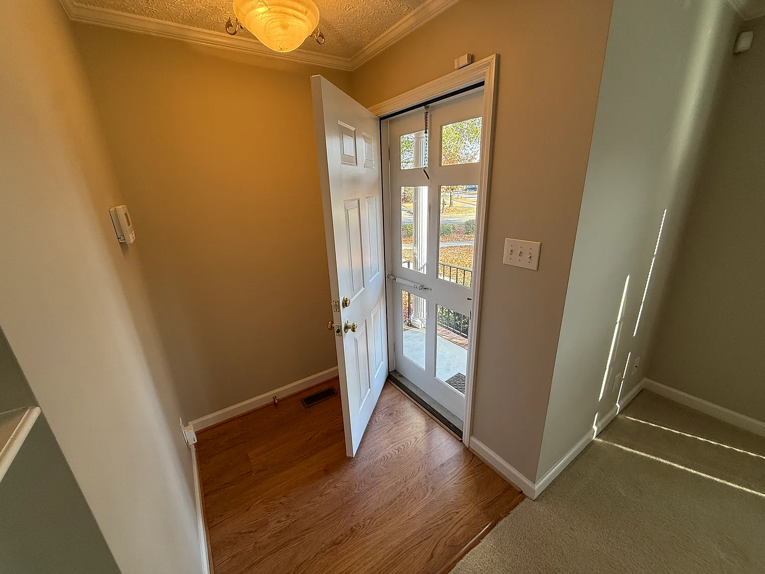700 Amber Leaf Dr — Photo 2