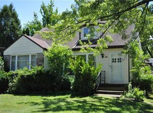 4318 Bluestone Rd, South Euclid, OH 44121