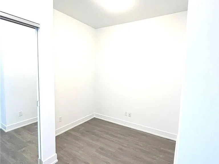 2489 Taunton Rd #1217 — Photo 3