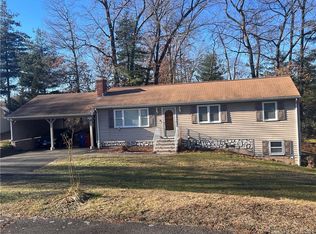 12 Half Acre Dr, Farmington, CT 06032