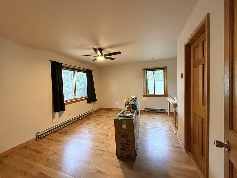 418 W Olive St — Photo 8