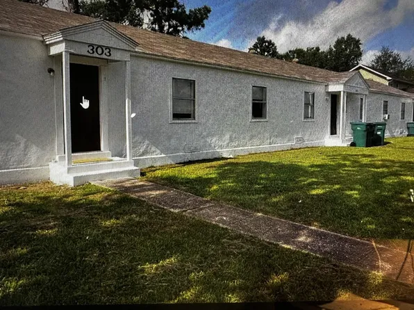 303 W Dewey Ave, Orange, TX 77630