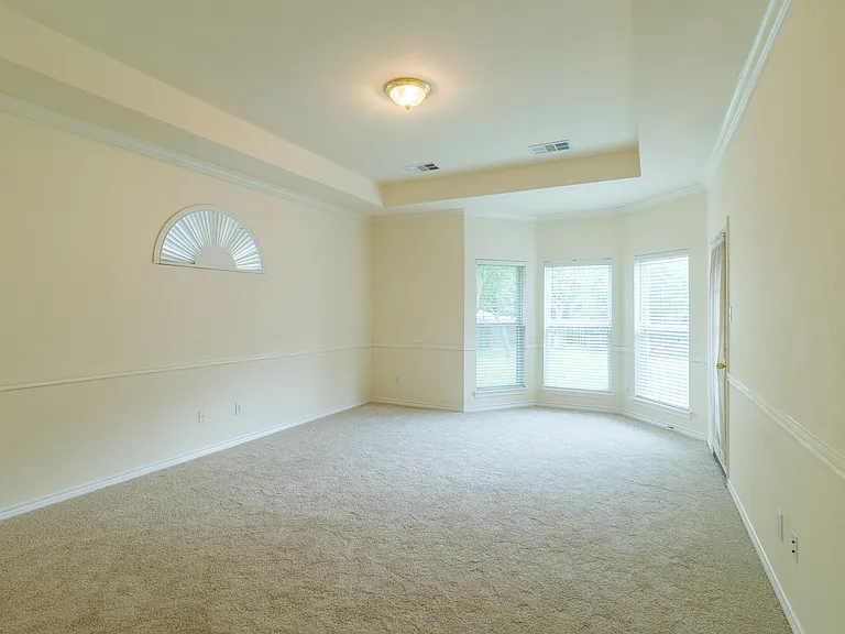 103 Westminister Ave — Photo 18