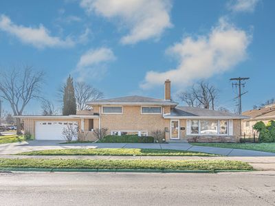 900 Devon Ave, Park Ridge, IL, 60068