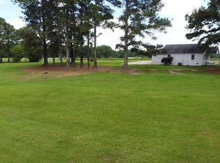 814 Shade Tree Rd, Benson, NC 27504