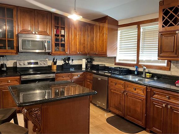 3rd image of 2629 Rex Ave SW