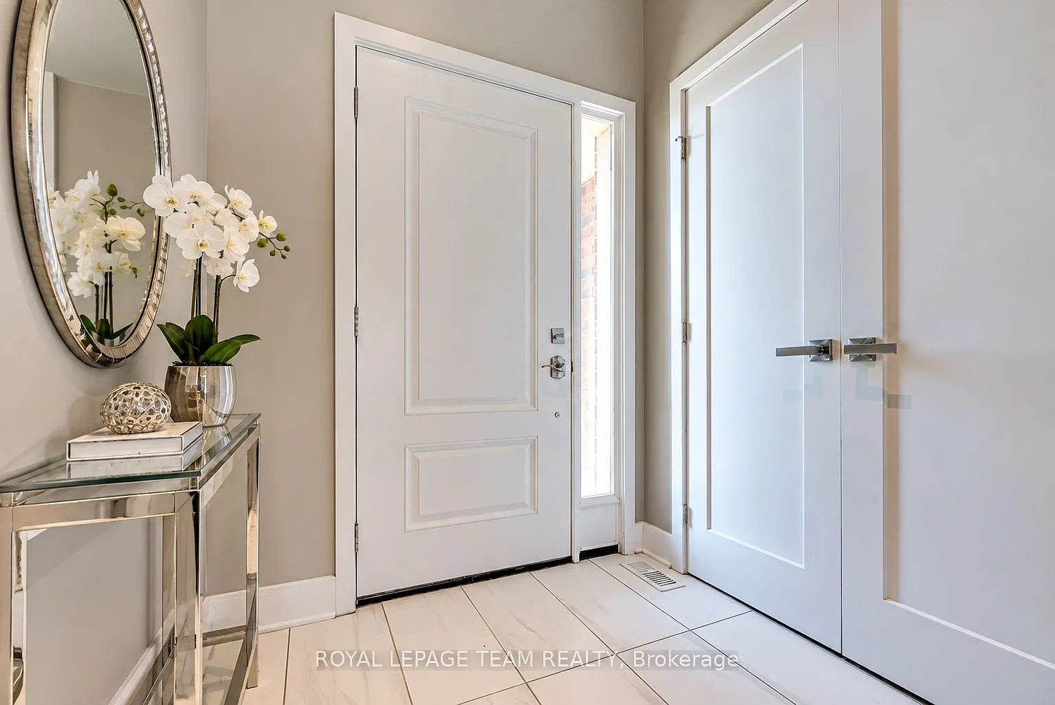 3 bed, $2,700 — Photo 3