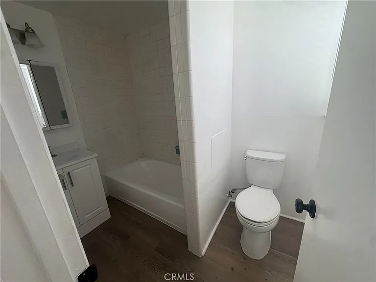 5160 1/2 Franklin Ave — Photo 13
