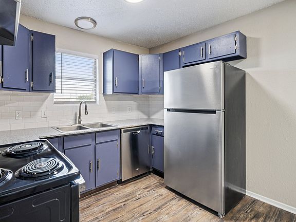 5th image of 1065 Early Blvd #2B-1Ba-1016Sqft