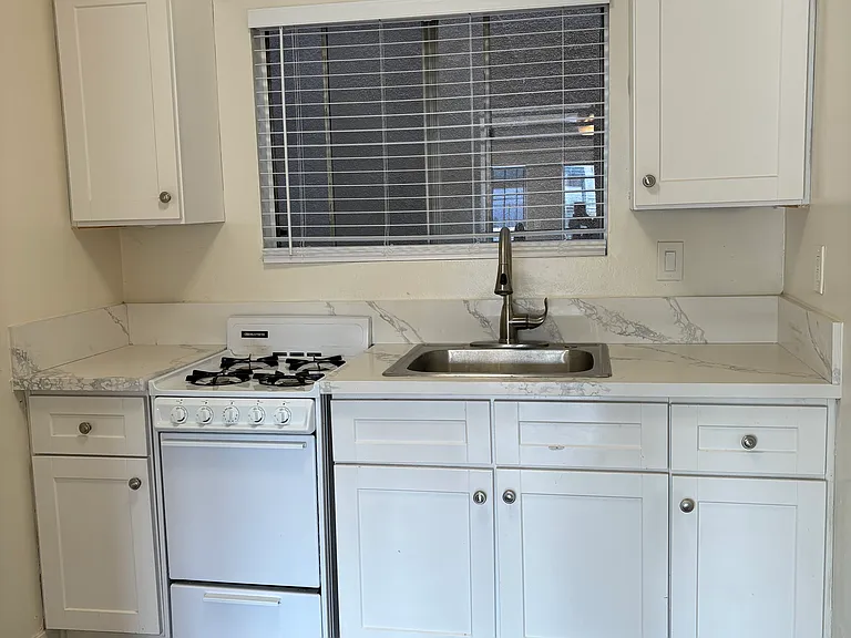 14250 Telegraph Rd #16 — Photo 4