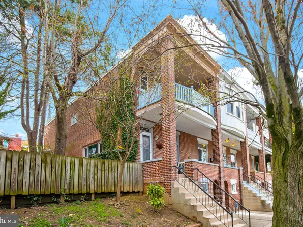 443-445 Fremont St, Lancaster, PA 17603