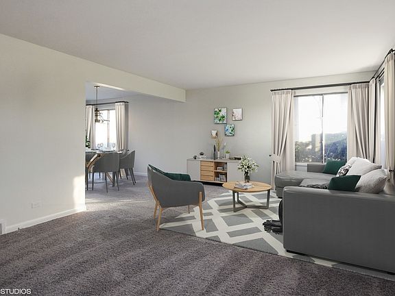 3rd image of 8902 Oketo Ave
