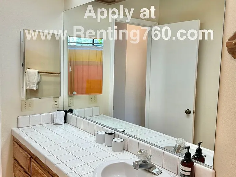 55769 Desert Gold Dr — Photo 19