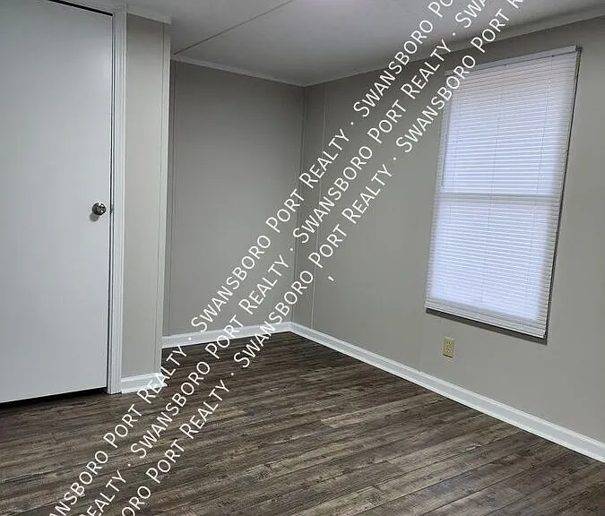 110 Poston Dr — Photo 26