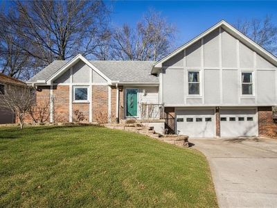 1309 SW Shawnee St, Blue Springs, MO, 64015