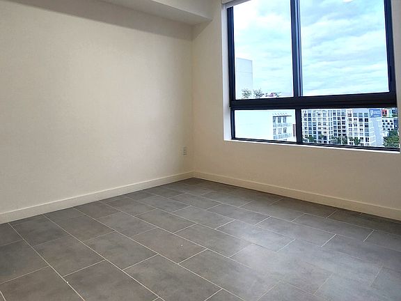 5th image of 2122 N Miami Ave