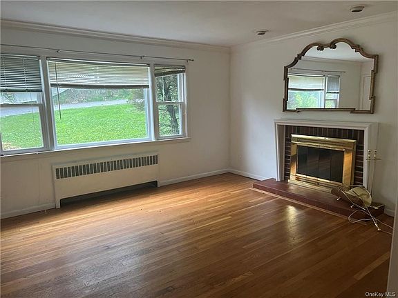 2nd image of 260 5th St Floor 1