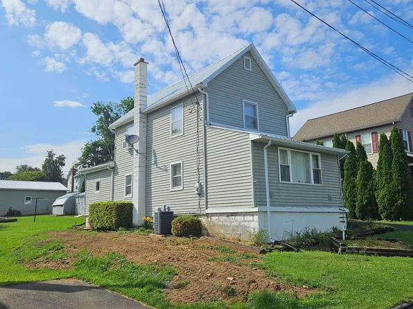 415 Wright St, Flemington, PA 17745