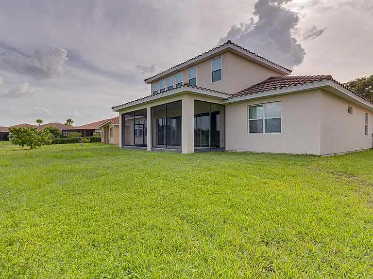 3723 Paradiso Cir — Photo 4