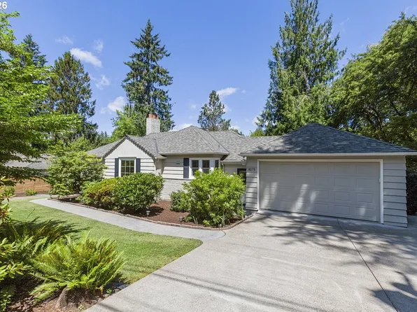 8175 SW Fairway Dr, Portland, OR 97225