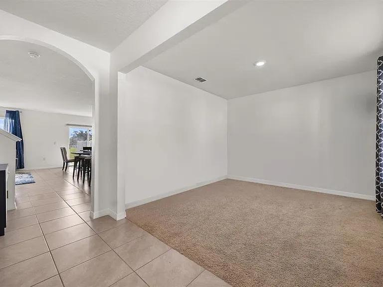 1467 Riverboat Dr — Photo 3