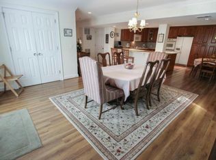 25857 Spring Farm Cir, Chantilly, VA 20152