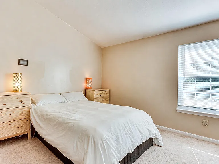 21740 Calamary Cir — Photo 12