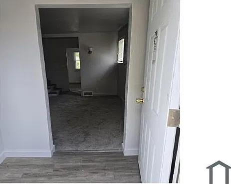 4 bed, 1322 sqft, $1,500 — Photo 3