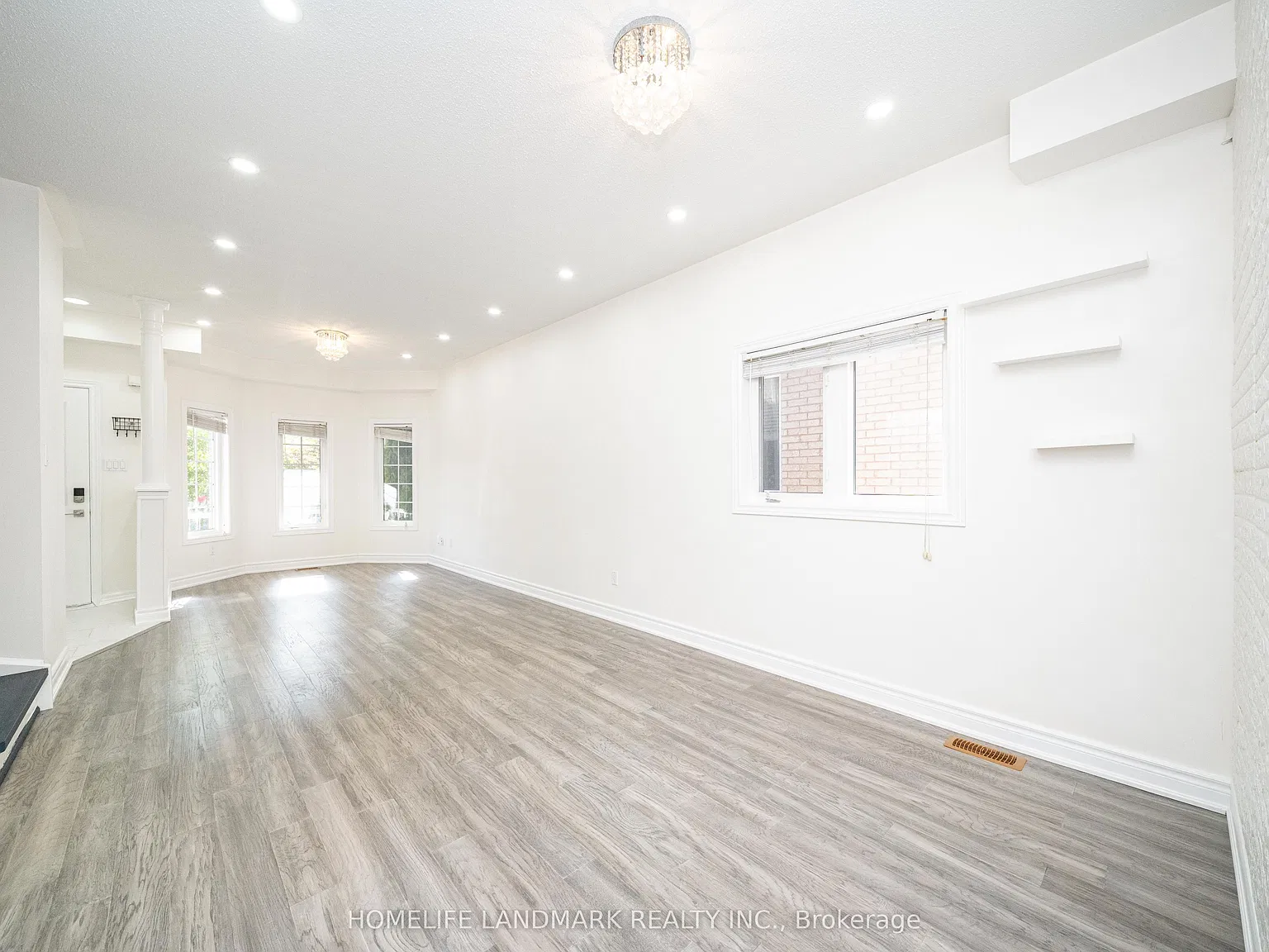 4 bed, $2,950 — Photo 4